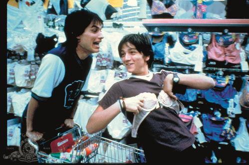 他妈妈也一样在线观看,共赏网络世界 第3张 他妈妈也一样在线观看,共赏网络世界 第3张