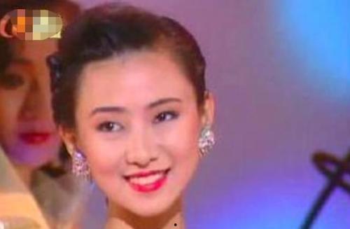 翁虹视频在线观看,魅力女神的影视生涯回顾